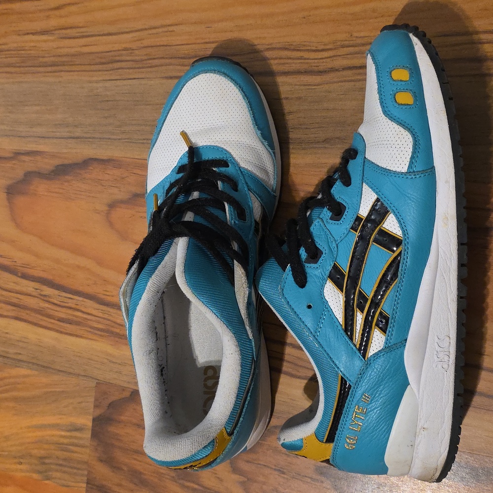 Asics Gel Lyte III Green and White